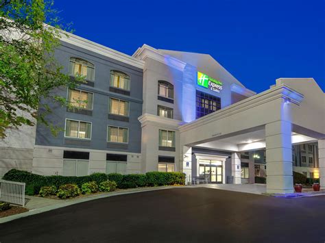 holiday inn express murfreesboro central, an ihg hotel|Hotel On I